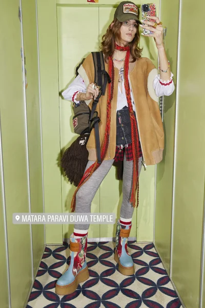 Look 2